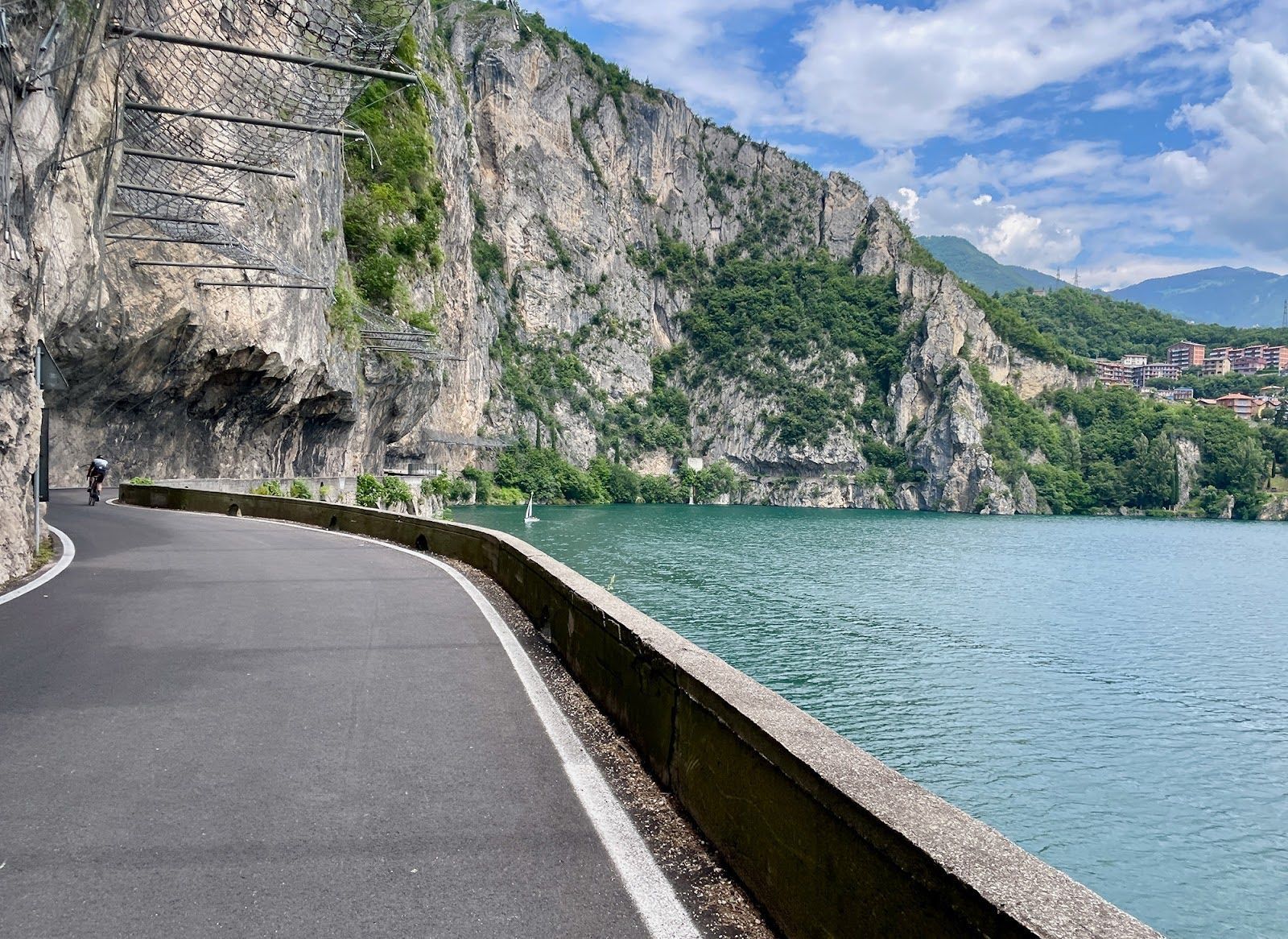 Lake Iseo.jpg