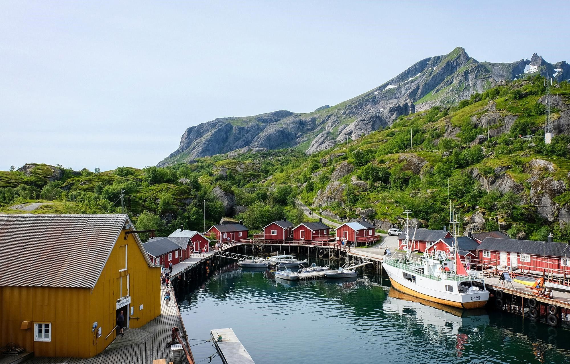 Cycle in Nusfjord on ROUVY