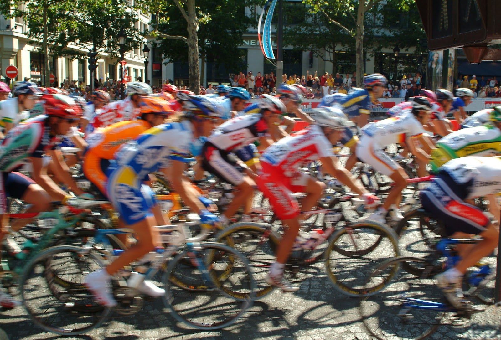 Ride the Legend: Experience the 2025 Tour de France with ROUVY