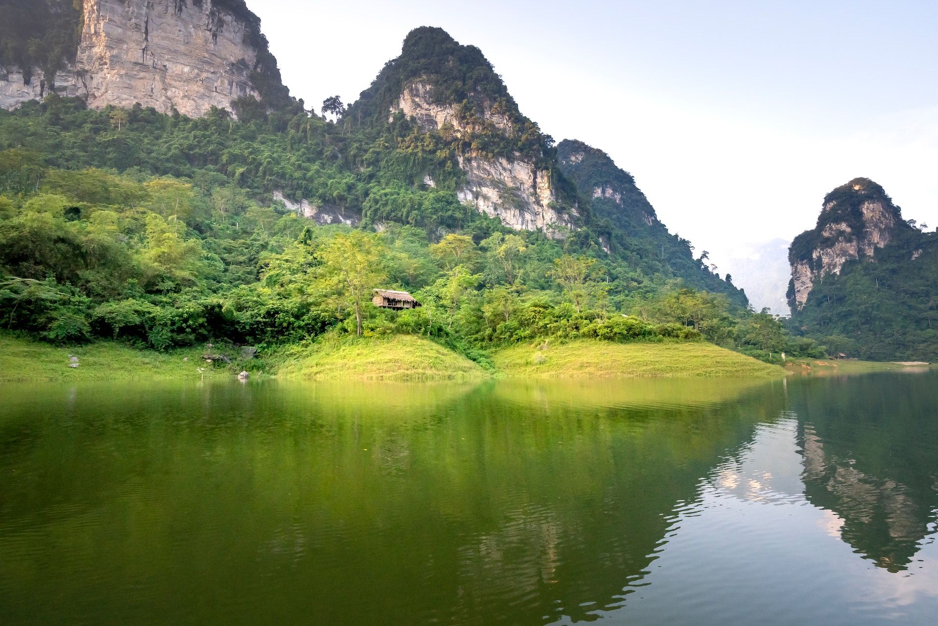 Ninh Binh Vietnam on ROUVY