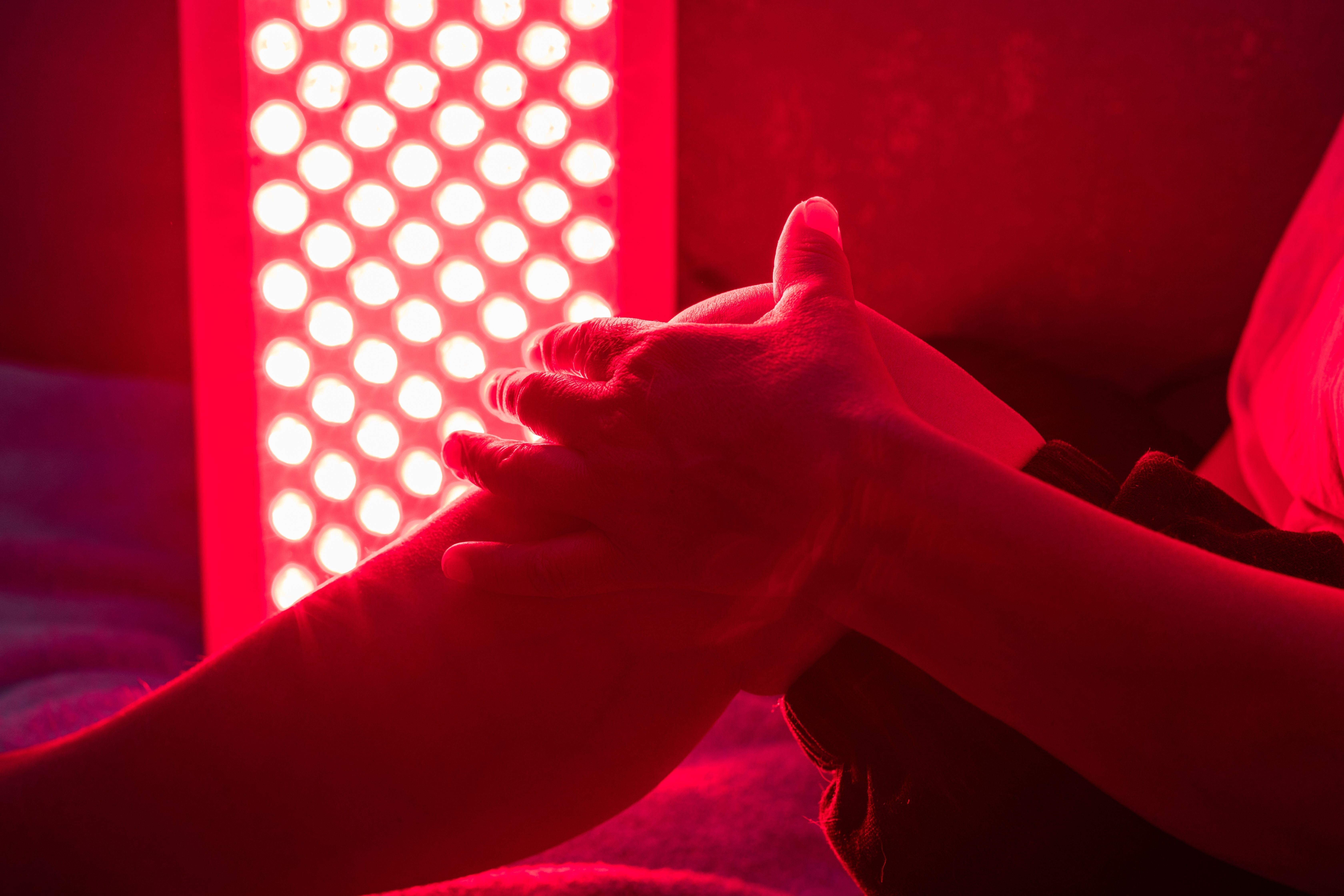 Cyclists Swear by Red Light Therapy – Here’s Why You Might Want to Try It Too