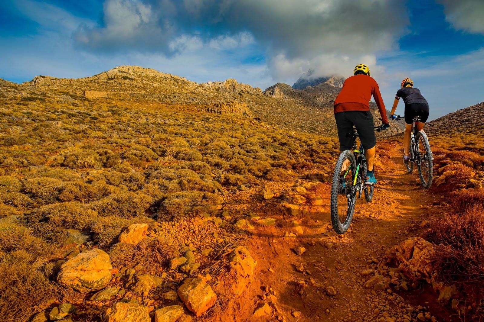 terrain in Crete.jpg