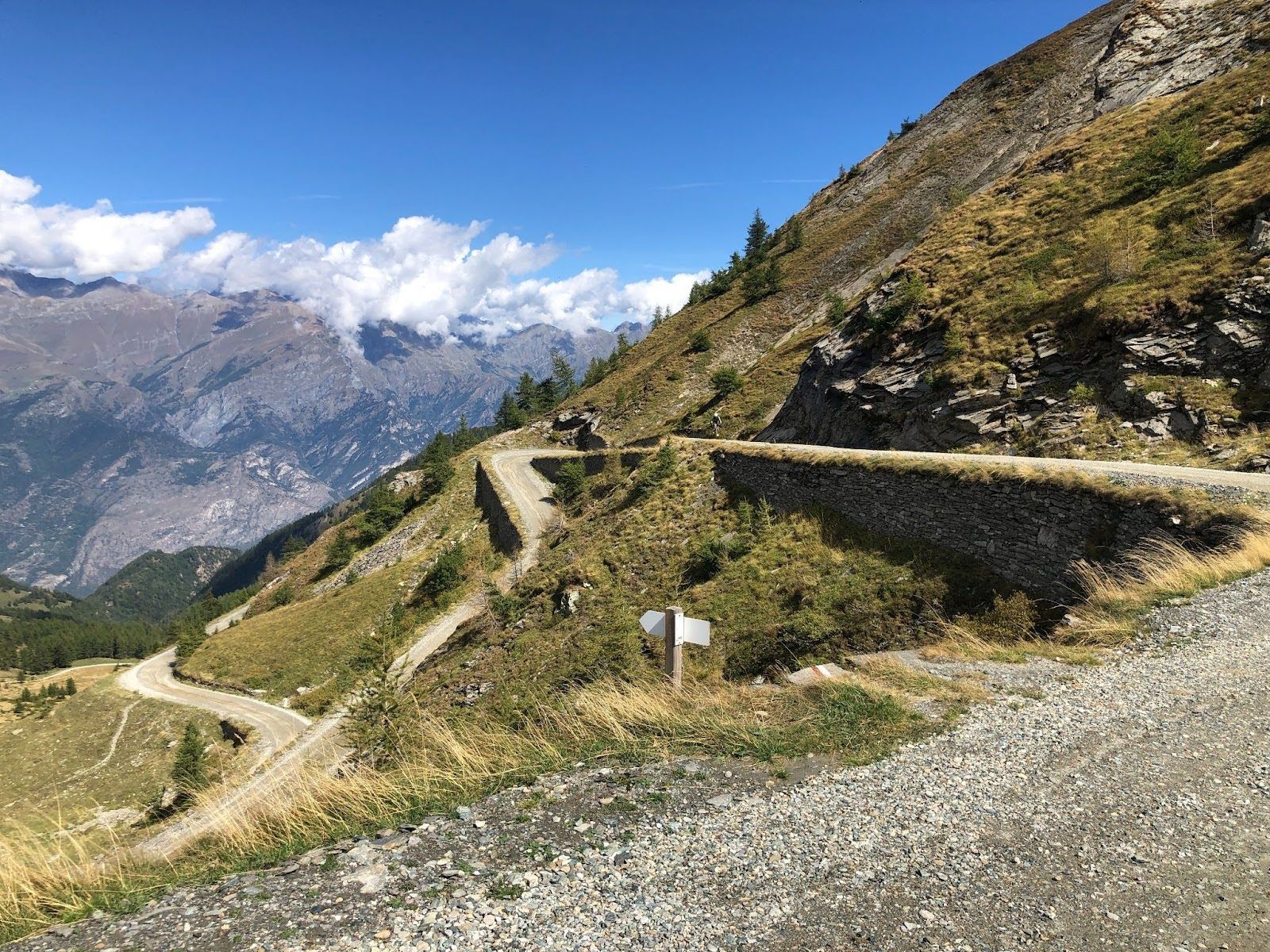 gravel on Colle delle Finestre.jpg