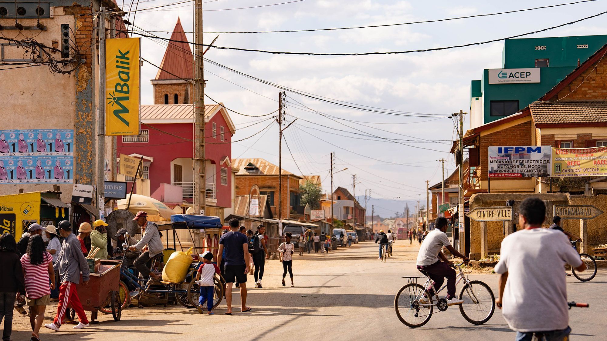 Town-street-Madagascar.jpg