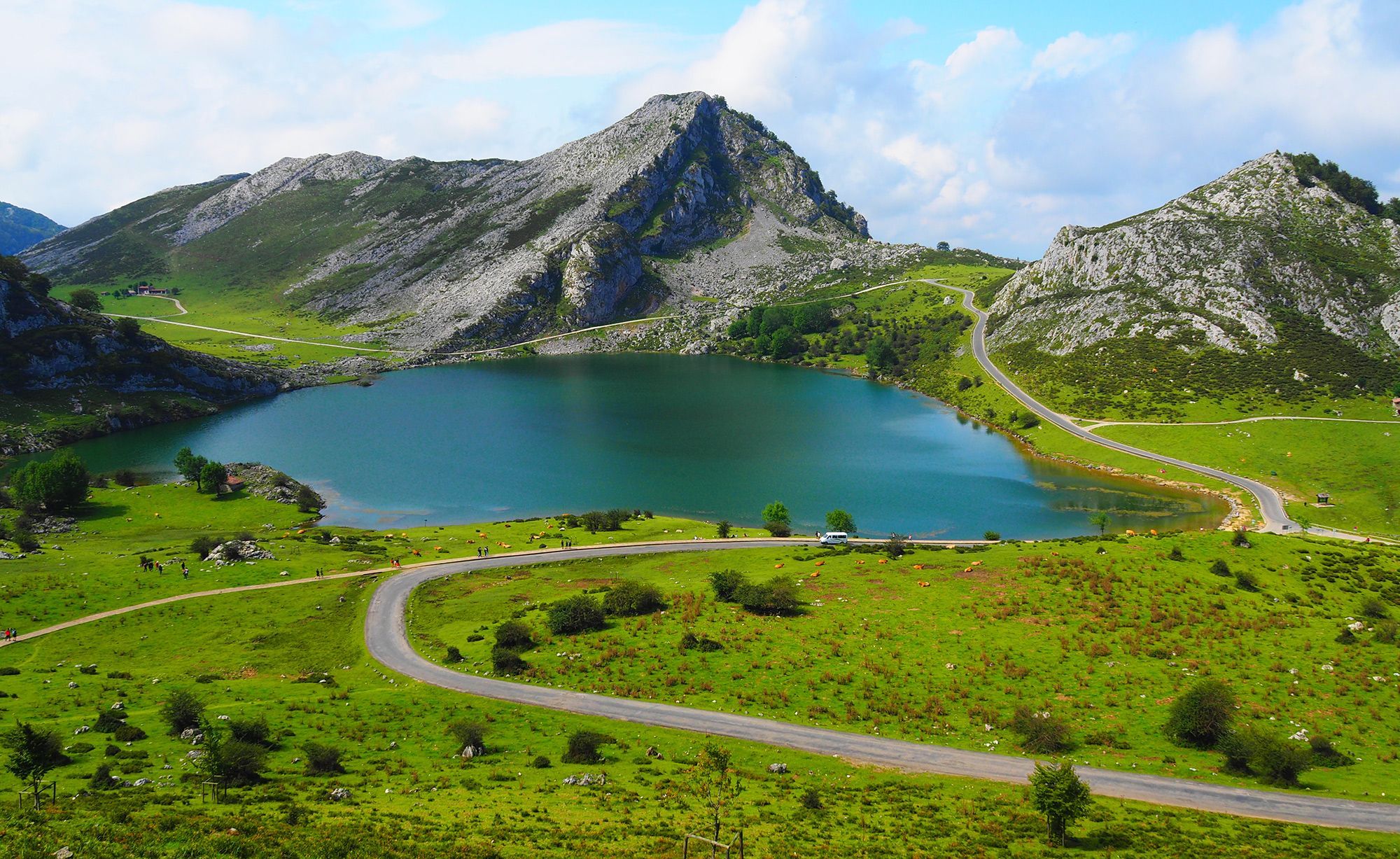 Lake-Enol-Covadonga-Lakes--Asturias-Spain.jpg